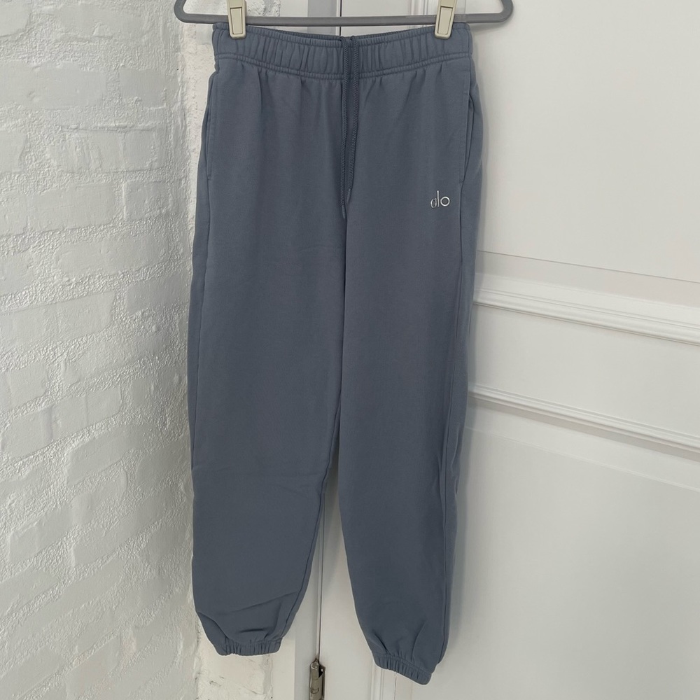 Alo sweatpants